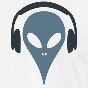 Cooles Alien Musik Shirt im Studio und Club